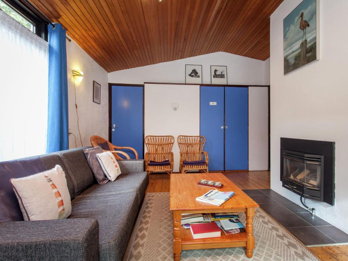 Bungalow In Nes On Ameland With Spacious Terrace Eksteriør billede