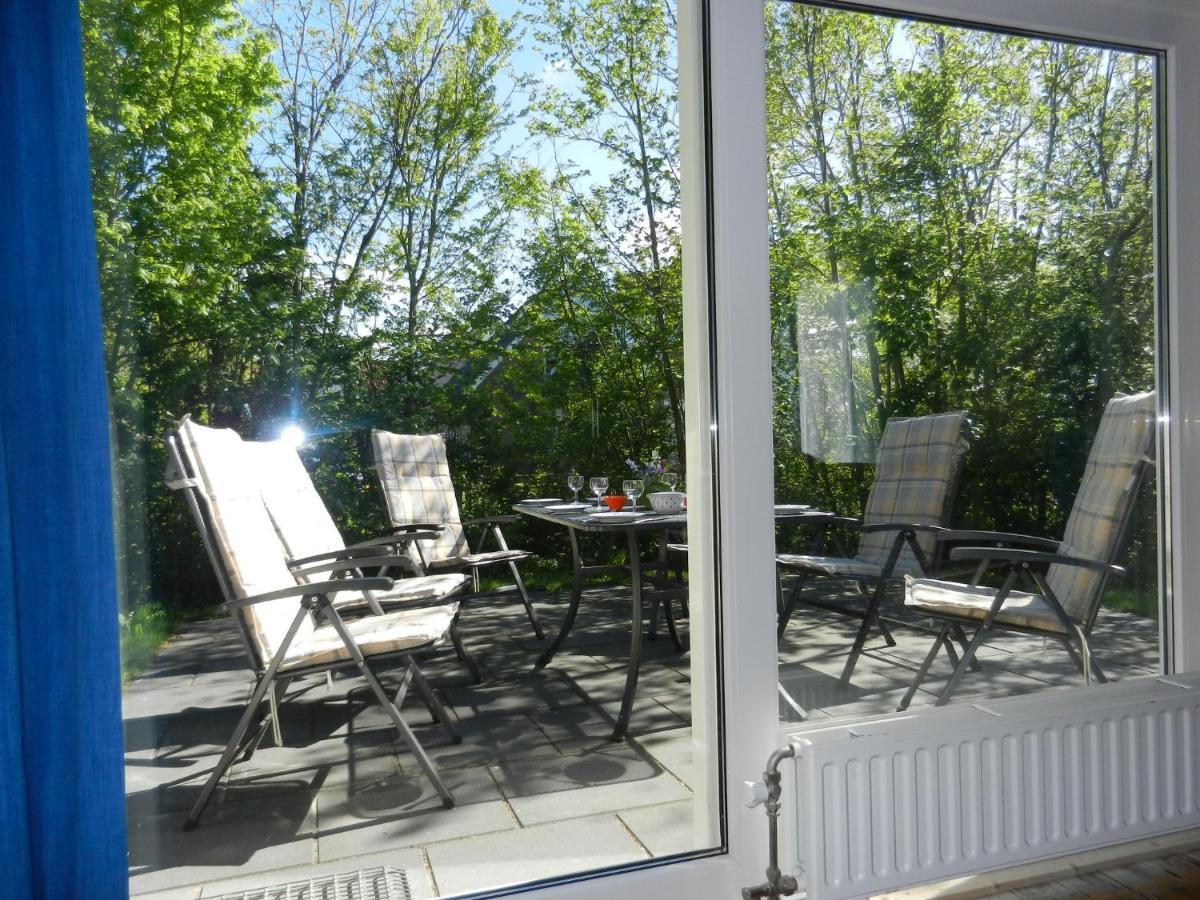 Bungalow In Nes On Ameland With Spacious Terrace Eksteriør billede